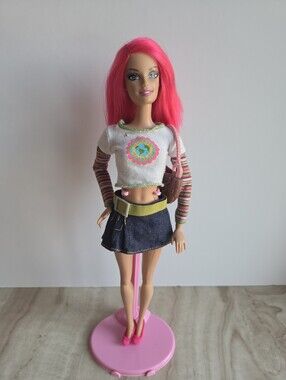 Barbie Fashionistas Swappin Styles Sassy Pink Hair 2010 Mattel
